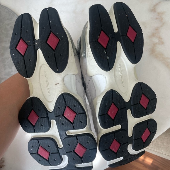 New Balance 9060 - Picture 4 of 7